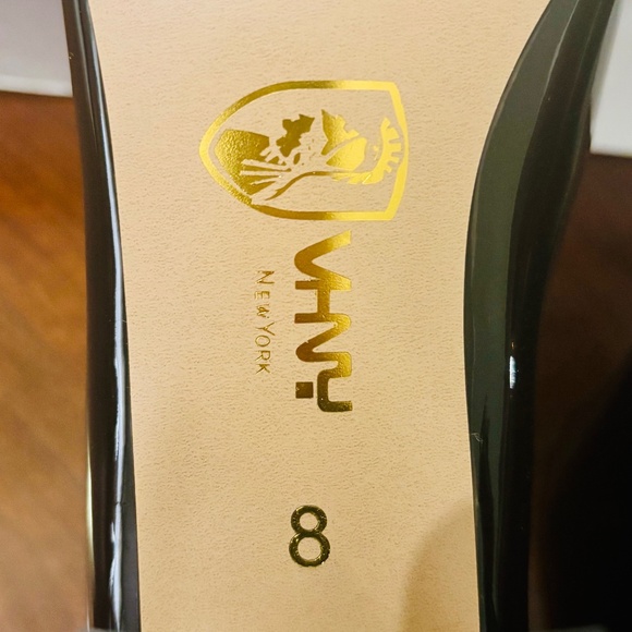 NIB – VHNY Patent Leather Boots – Size 8‎ – Black - Picture 6 of 7